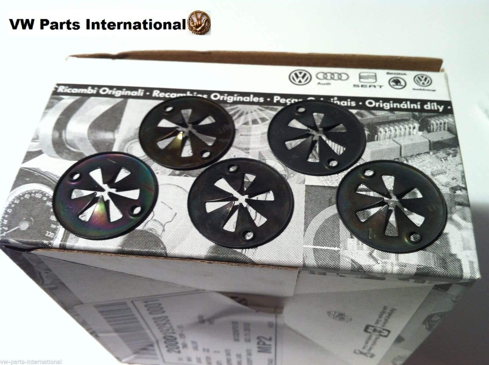 x5 Genuine VW Golf MK4 MK5 Exhaust Heat Shield Fixing Clip Nut 1.8T R32