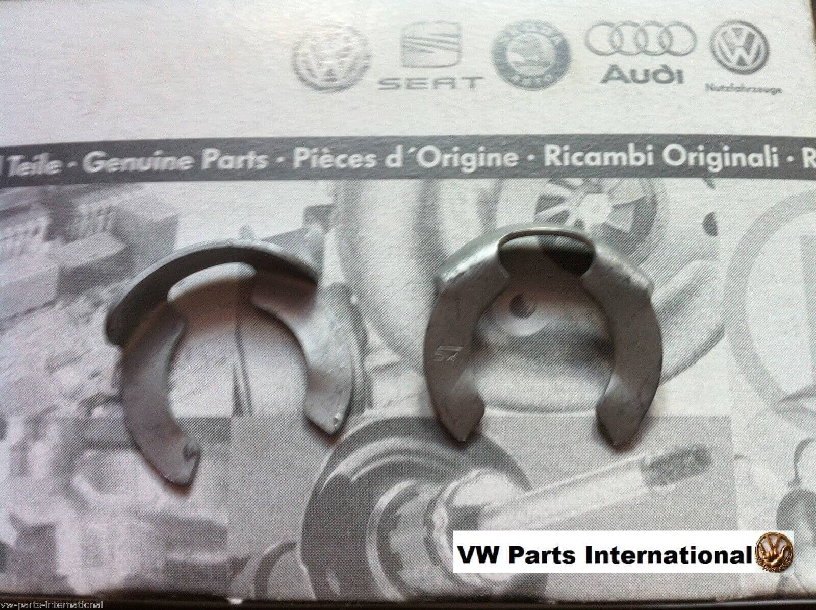 VW Golf Caddy Passat Jetta Retaining Clip for Cable Change Gearbox