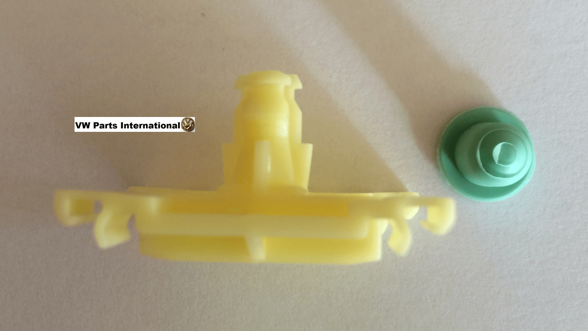 VW Golf MK3 GTI VR6 Rub Strip Clips Door Moulding Clip 5X Genuine New OEM VW Parts VW Parts