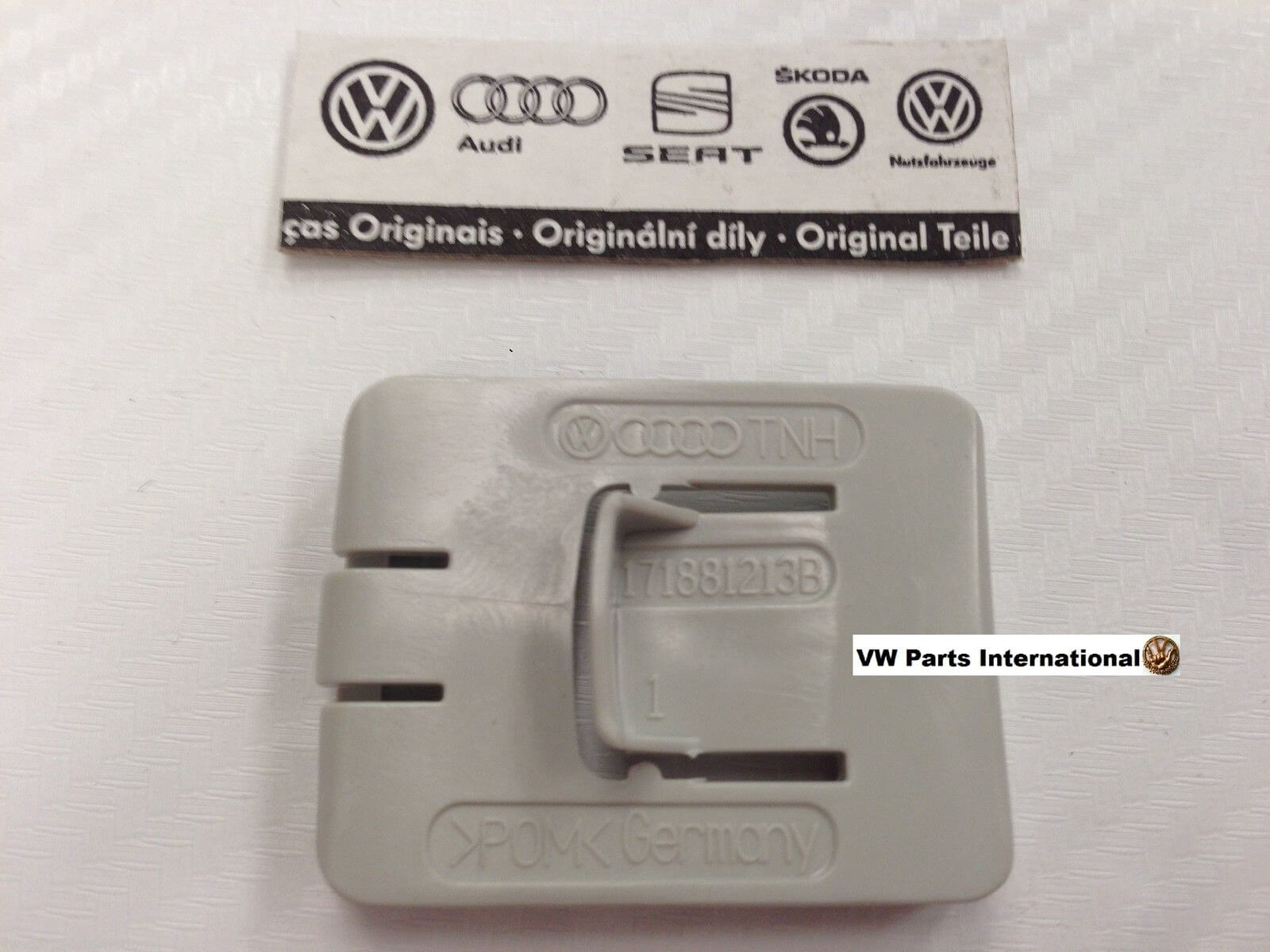 VW Golf MK1 MK2 MK3 GTI VR6 Genuine Seat Runner Guide Clip