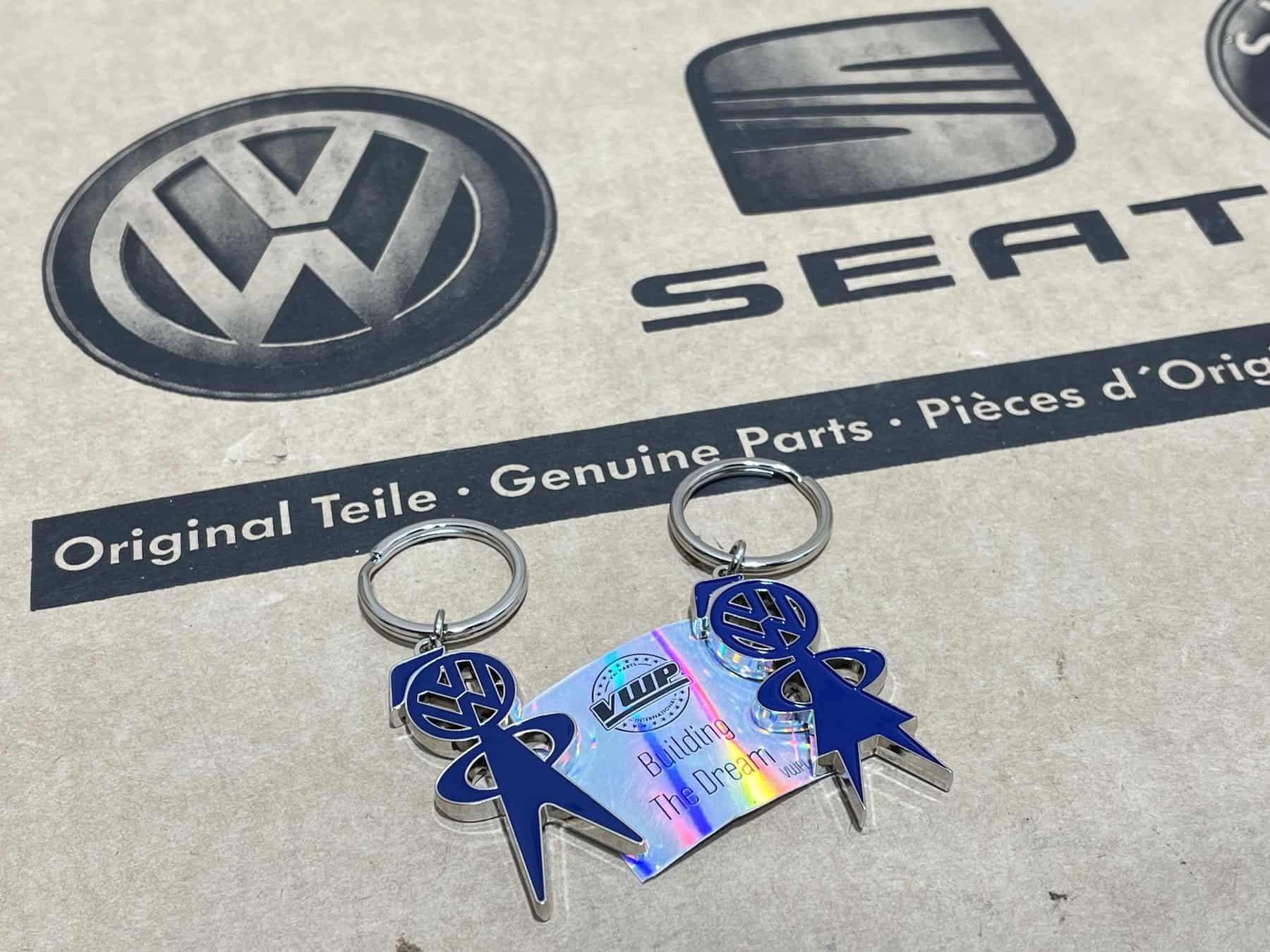 Genuine Mr and Mrs VW Bobble Head Keyrings MK1 MK2 MK3 MK4 MK5 MK6