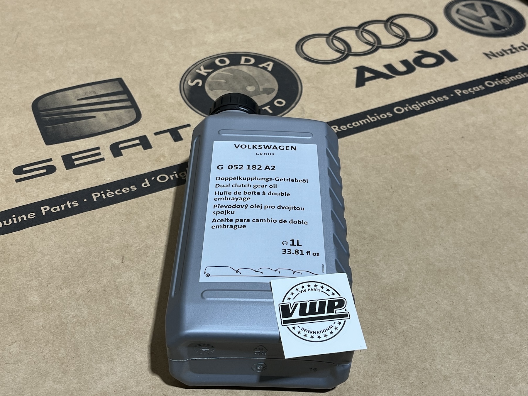 VW Golf MK5 MK6 MK7 Scirocco EOS R R32 GTI DSG Oil 1L Genuine OEM