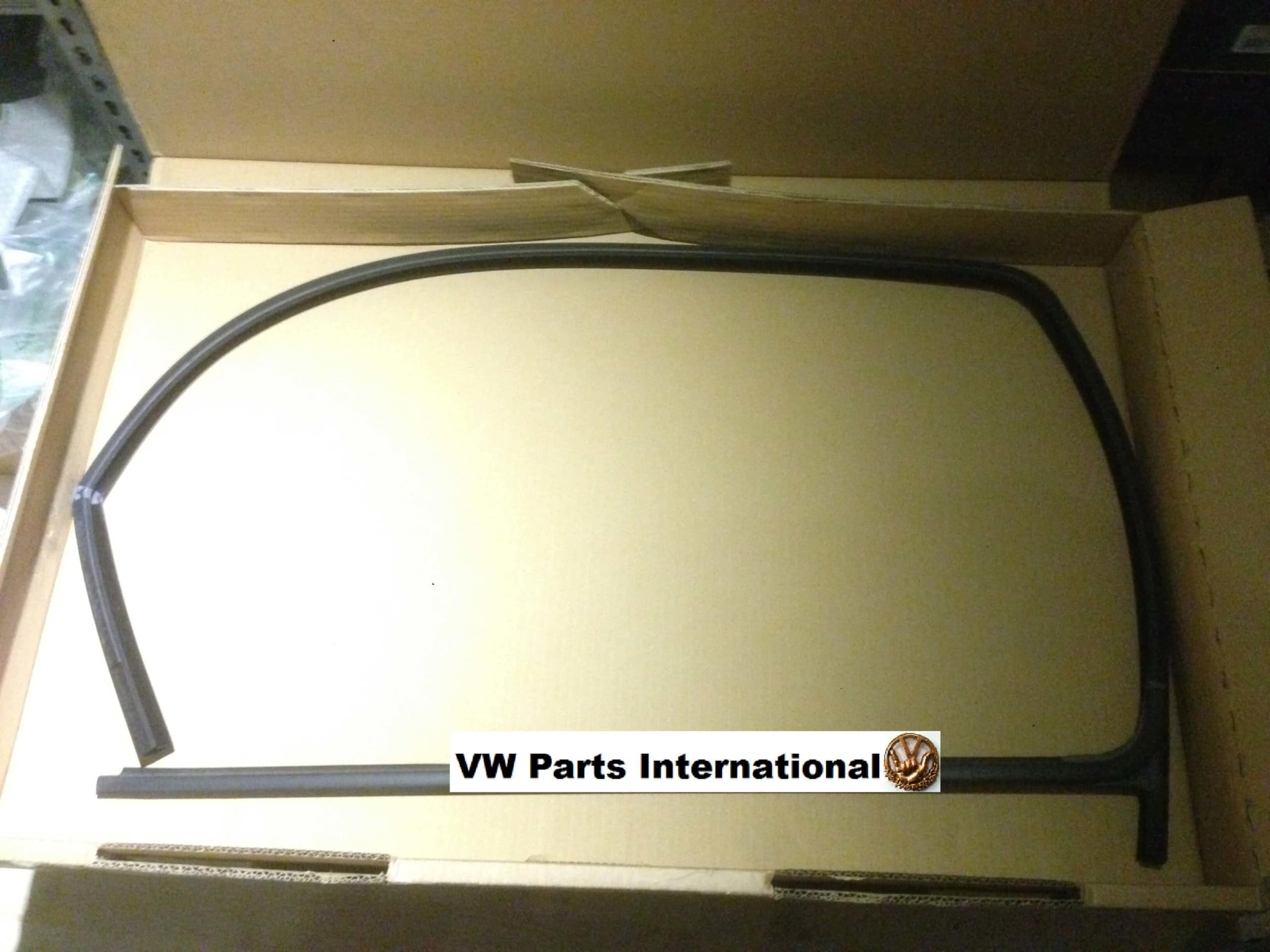 VW Golf MK3 Vento Rubber Window Seal NS/L Front Left 5 Door Genuine New