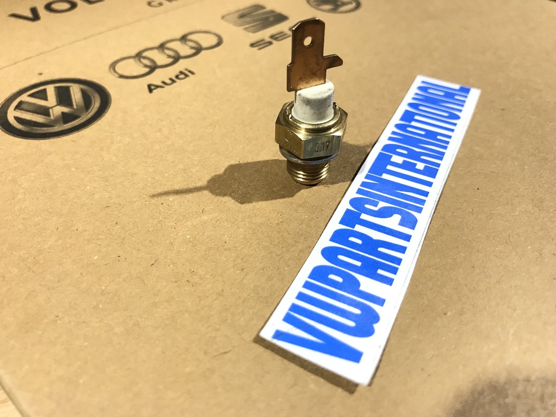 VW Golf MK3 VR6 Oil Temperature Sender Sensor with washer 1 pin white