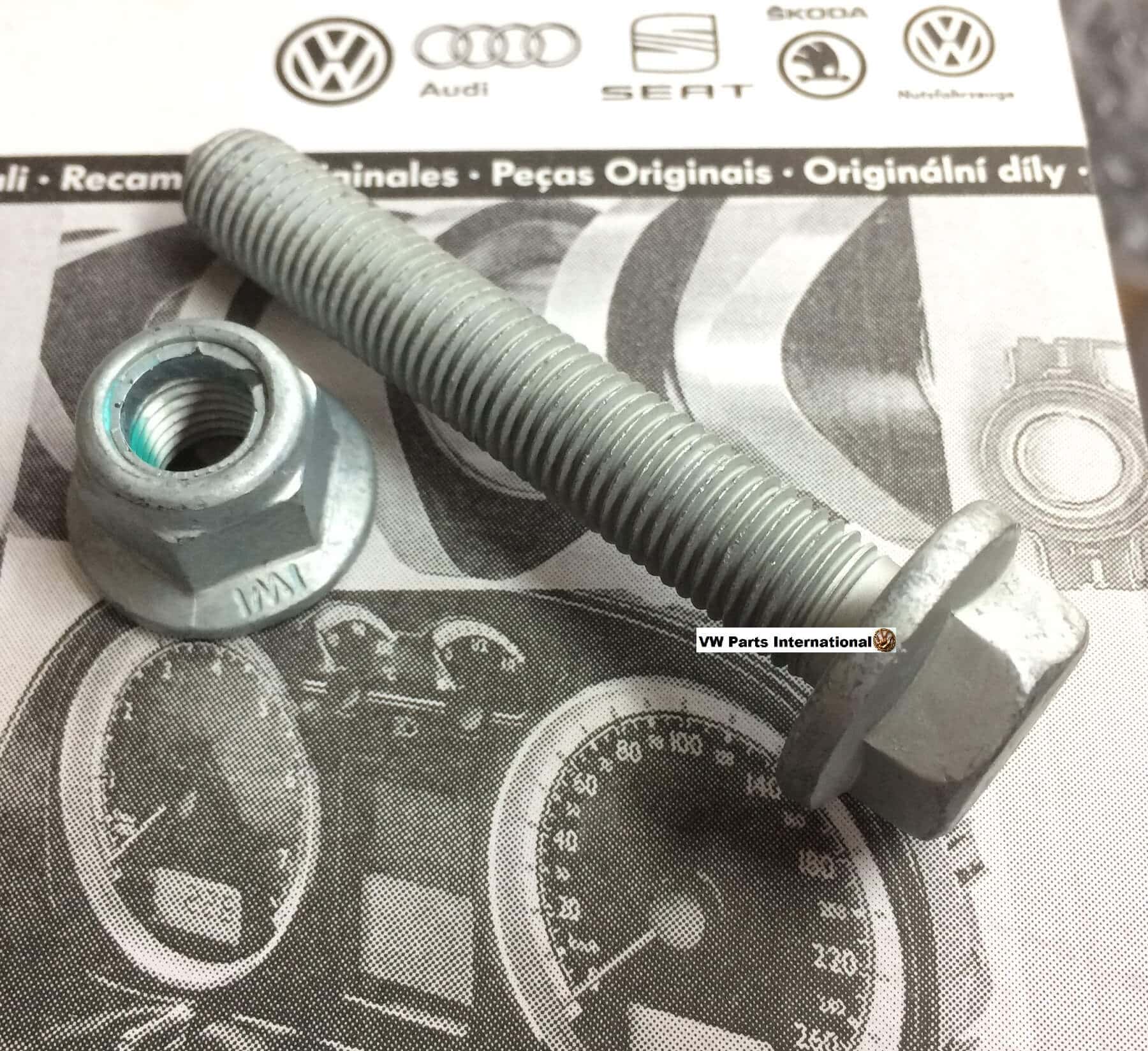 VW Golf MK5 R32 GTI Rear Suspension Lower Control Arm Mount Nut & Bolt