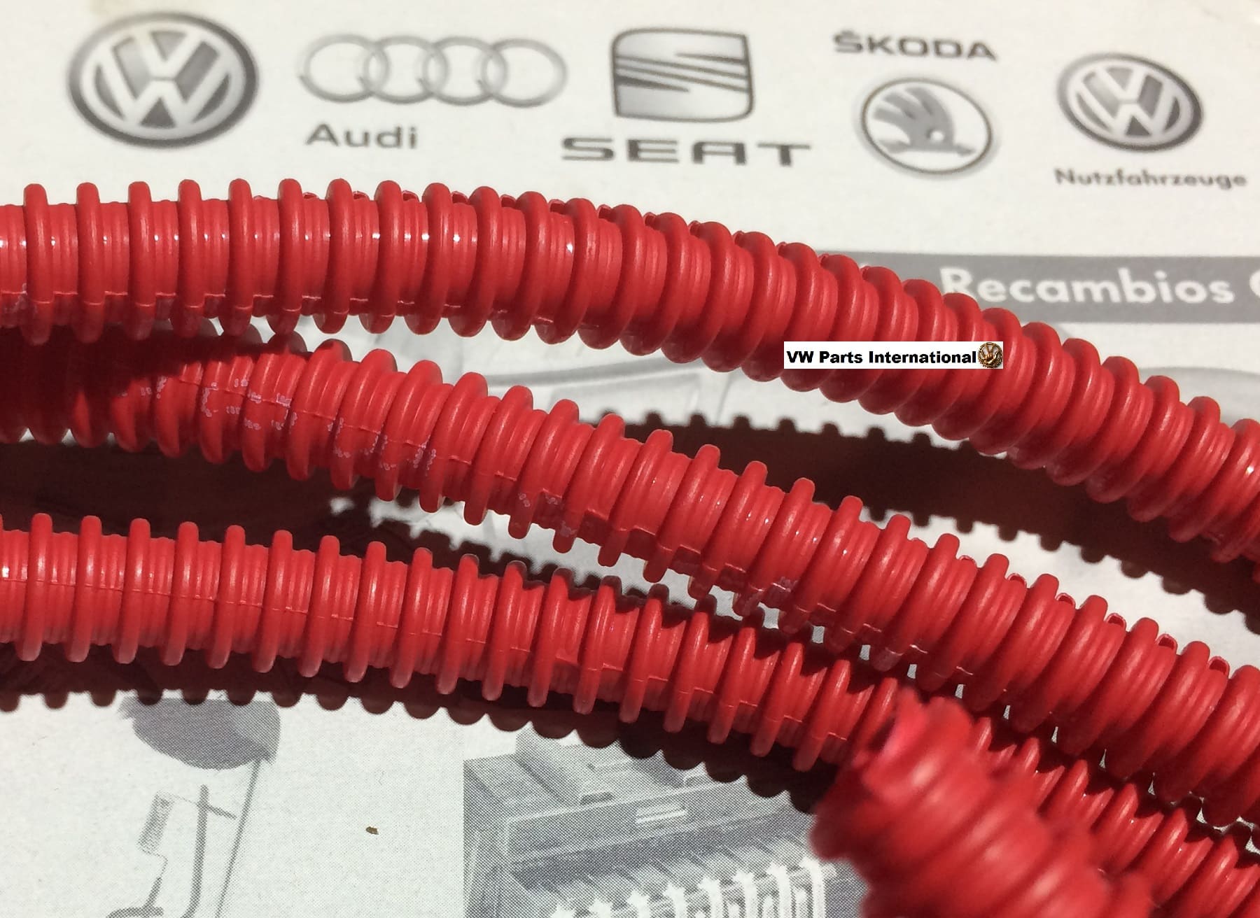 VW Golf MK1 MK3 4 5 MK7 Scirocco Engine Wiring Loom RED Conduit