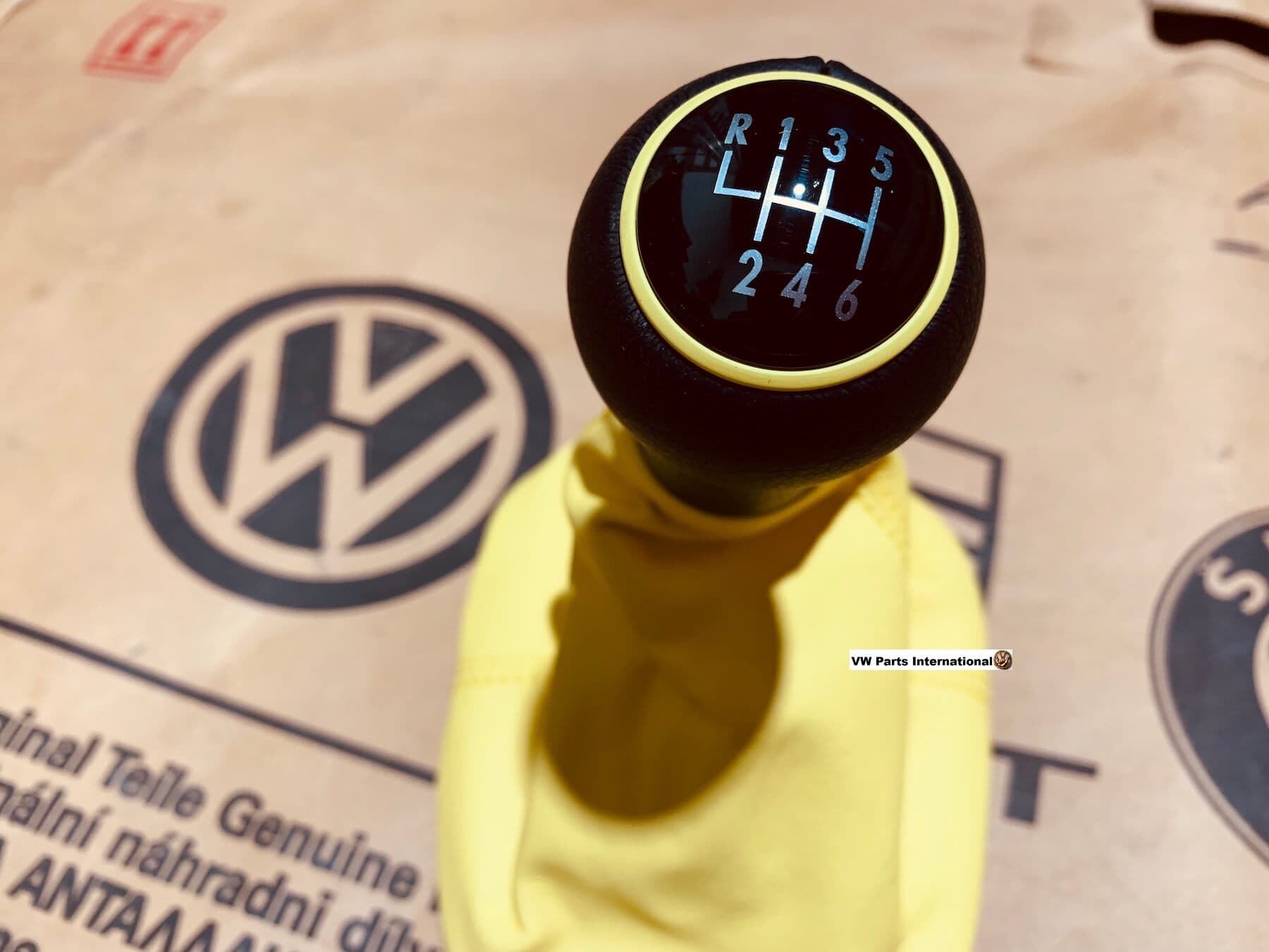 VW Golf MK4 Bora 6 Speed Gear Knob with Leather Colour Concept Yellow