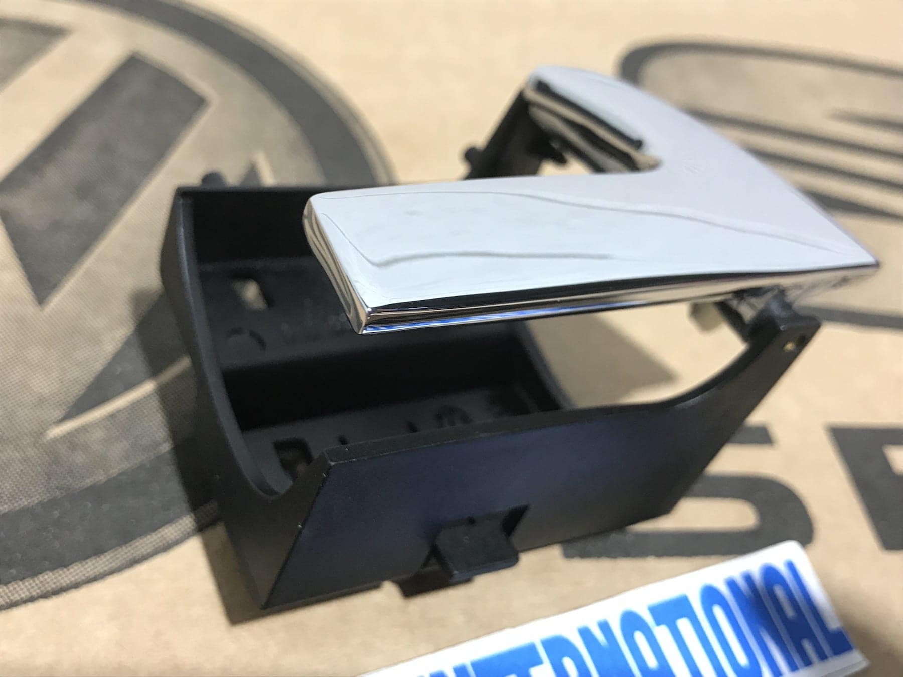 VW Polo MK3 6N2 OSR Right Rear 4 Door Chrome Interior Door Handle New