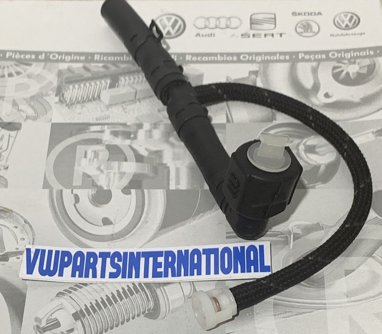 VW Golf MK4 R32 Oil Intake to Vacuum Connecting Hose Genuine OEM New