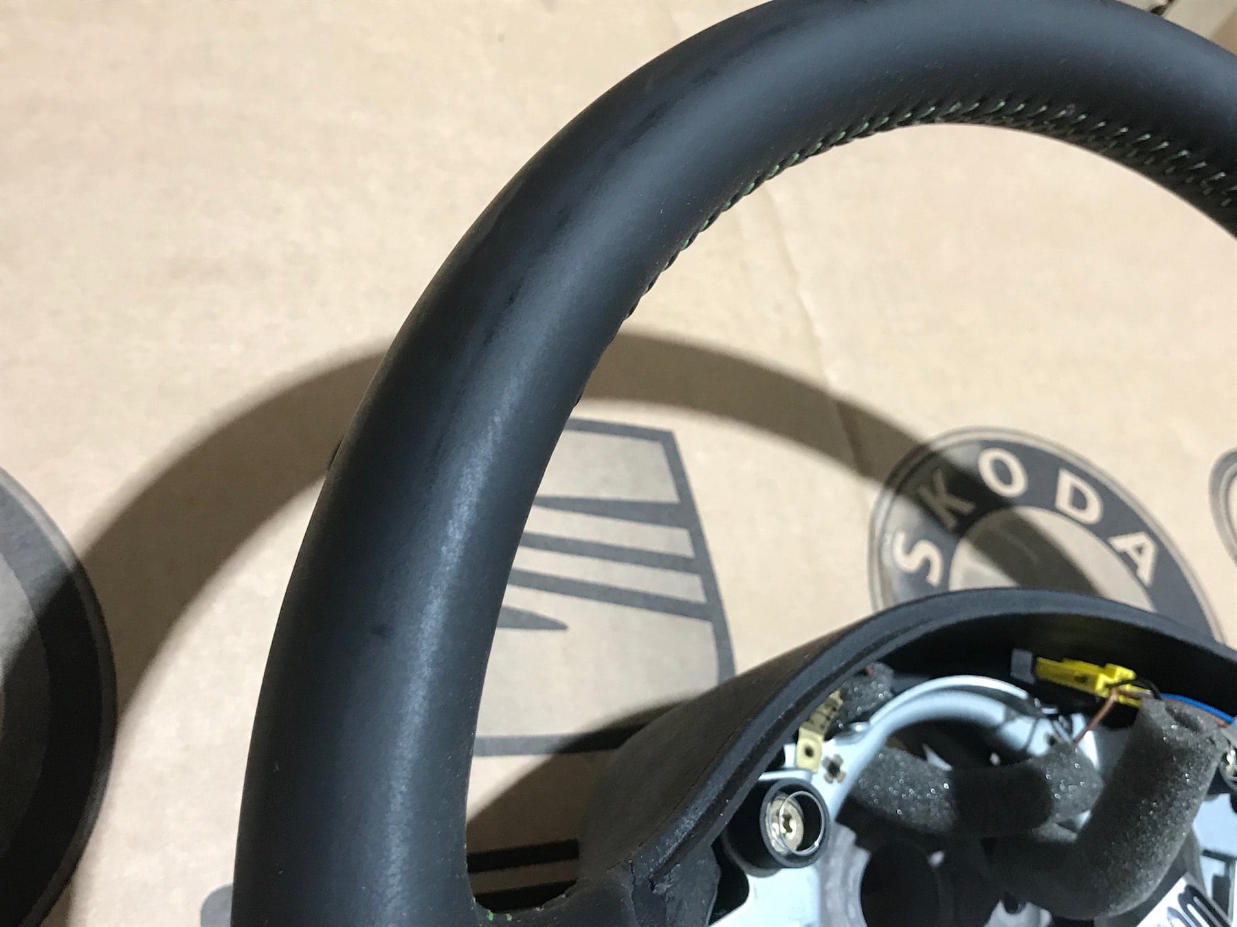 VW Golf MK4 Bora Black Leather 3 Spoke Steering Wheel with Cosmic Green