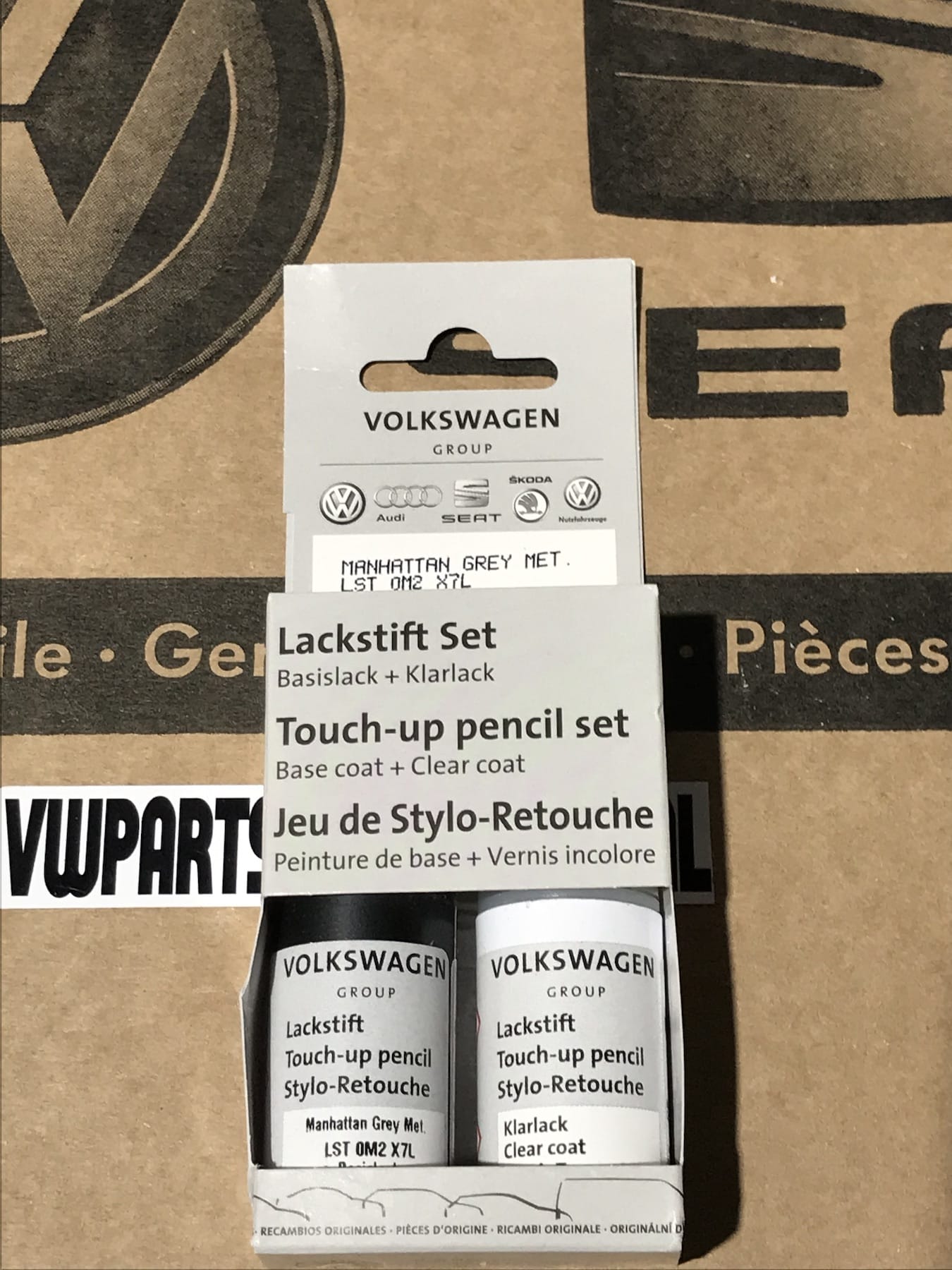 Manhattan Grey Metallic LX7L Genuine VW Touch Up Paint Audi Seat Skoda
