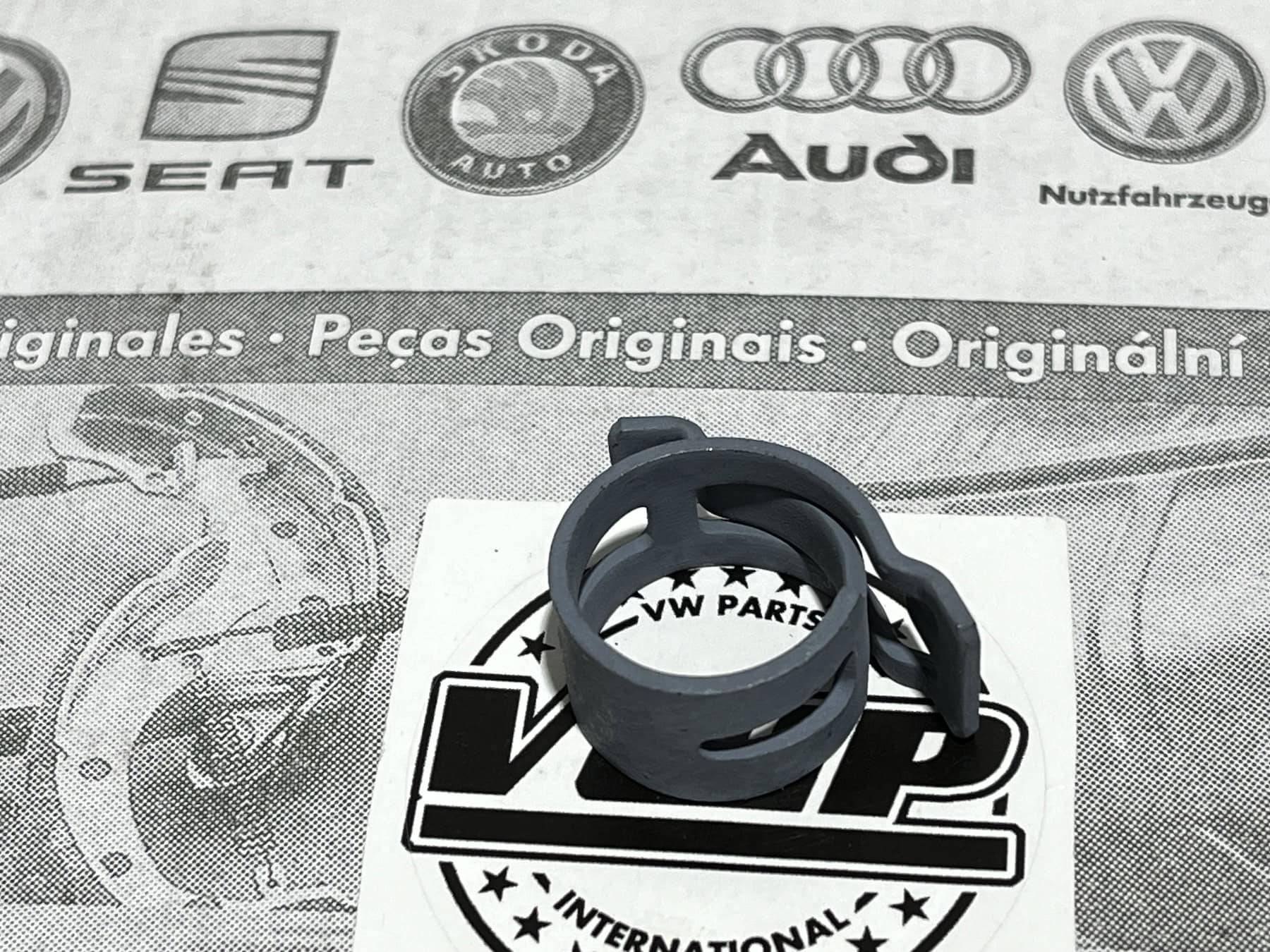 VW Audi Seat Skoda Coolant Hose Clamp 19mm Spring Clip New Genuine OEM ...