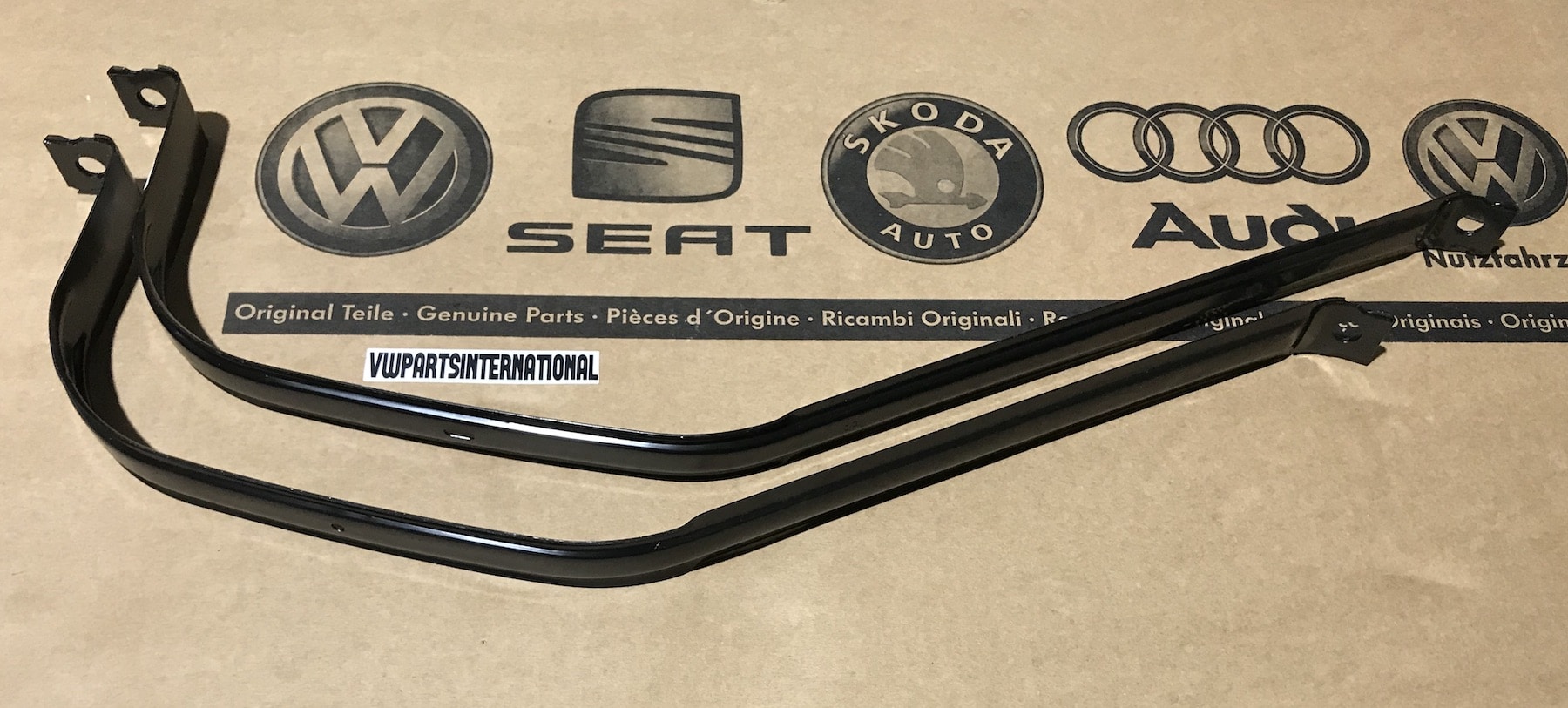 VW Golf MK4 GTI all 2wd fwd Petrol Fuel Tank Straps and Bolts Genuine