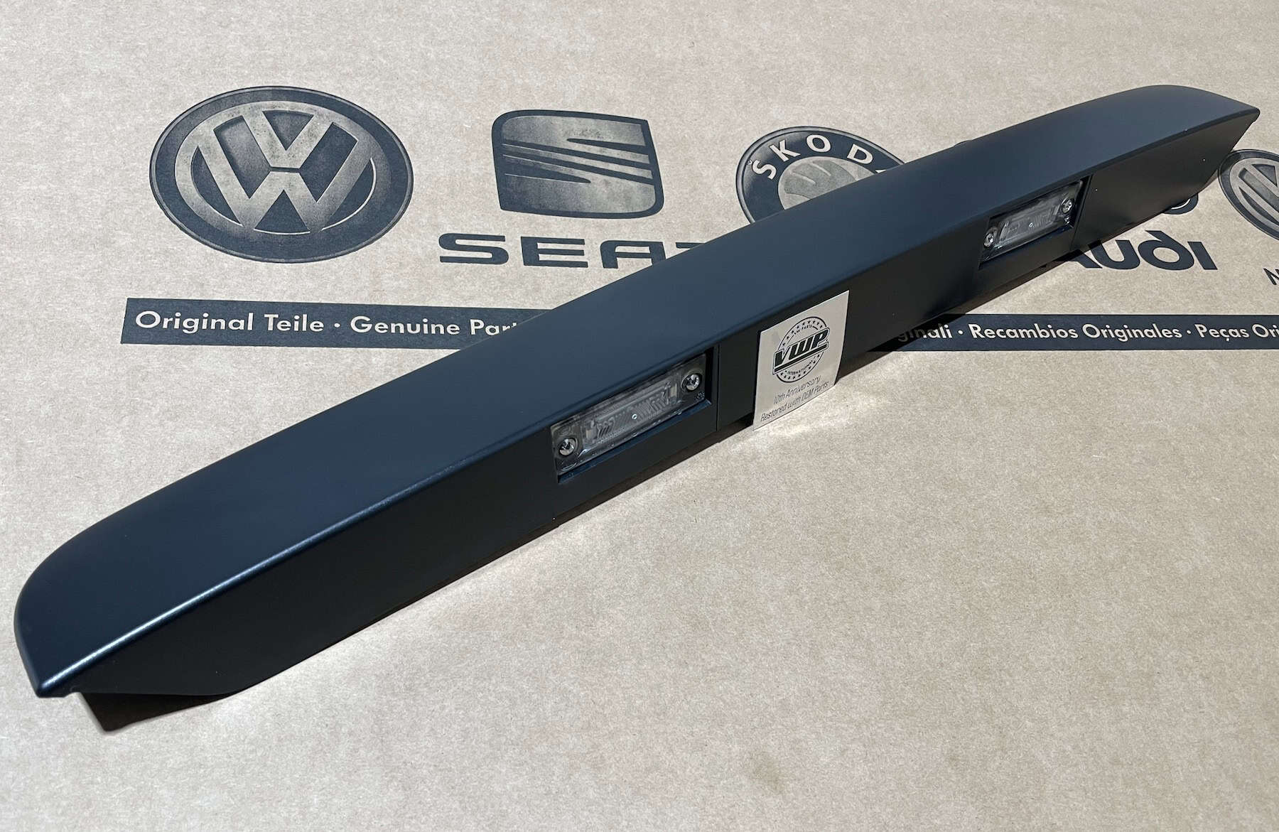 VW Transporter T5 Bus Tailgate Rear Number Plate Light Housing New