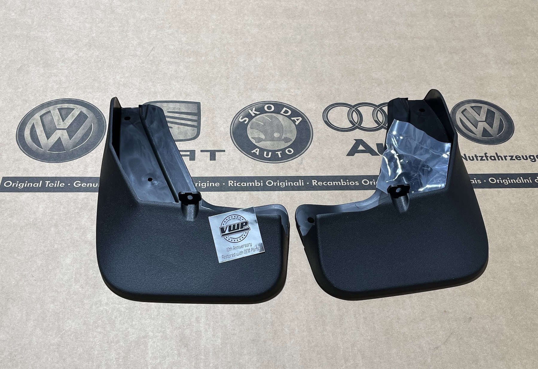VW Tiguan 5NZ Front Mud Flaps Splash Guards New Genuine OEM Volkswagen