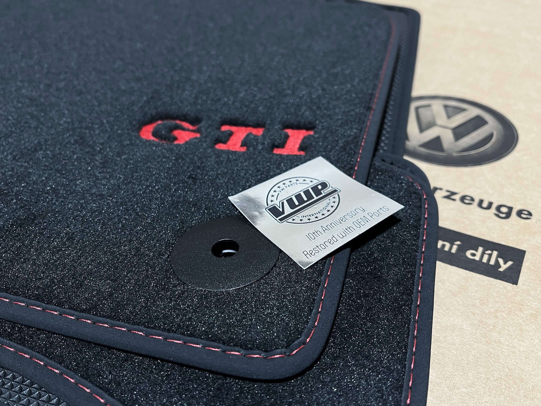 VW Golf MK5 MK6 GTI Carpet Floor Foot Mats with Embroidered Red GTI
