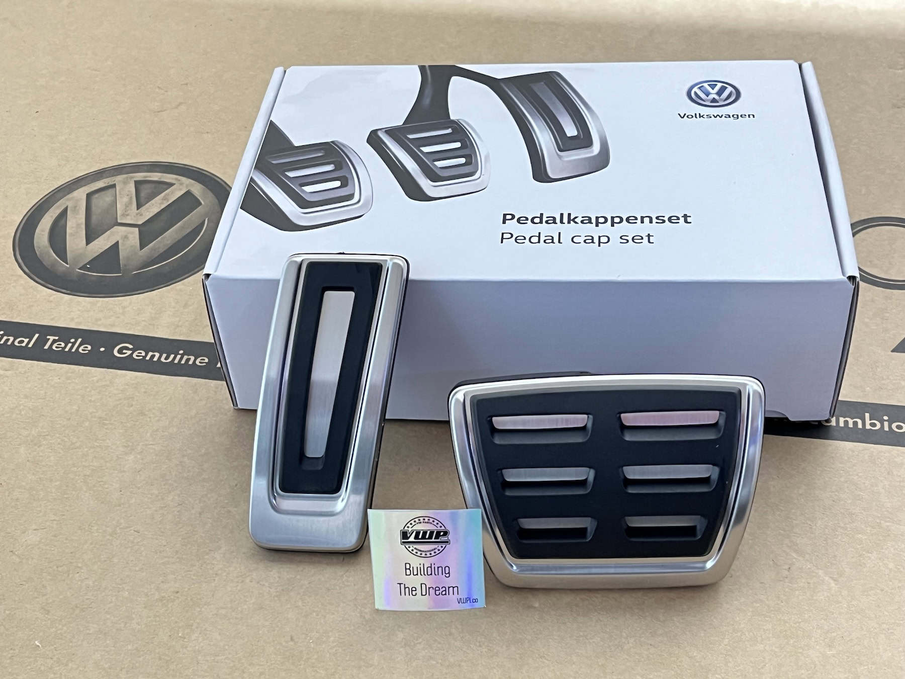 フォルクスワーゲン　パーツ　純正Volkswagen Pedal cap set フォルクスワーゲン パーツ 純正Volkswagen Pedal cap set 2005