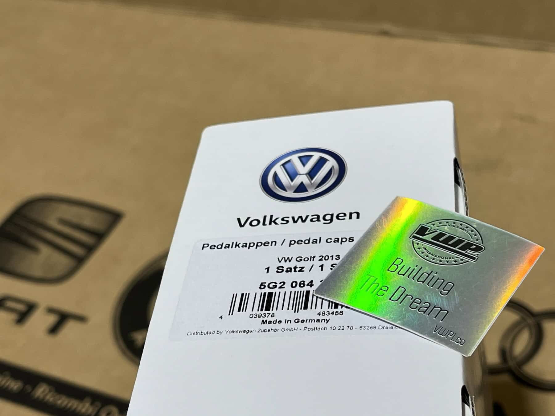 フォルクスワーゲン　パーツ　純正Volkswagen Pedal cap set VW Golf MK7 Manual RHD Stainless Steel Pedal Cover Cap Set